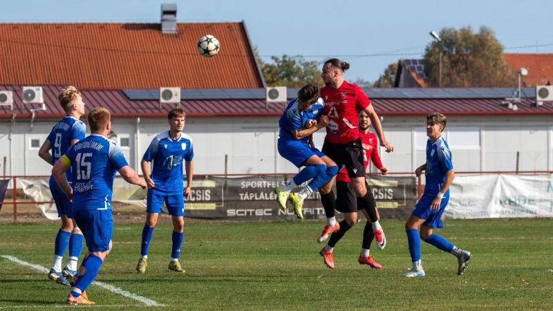 A lista éllovasa továbbra is megkerülhetetlen, senki sem képes nyomás alá helyezni őt.