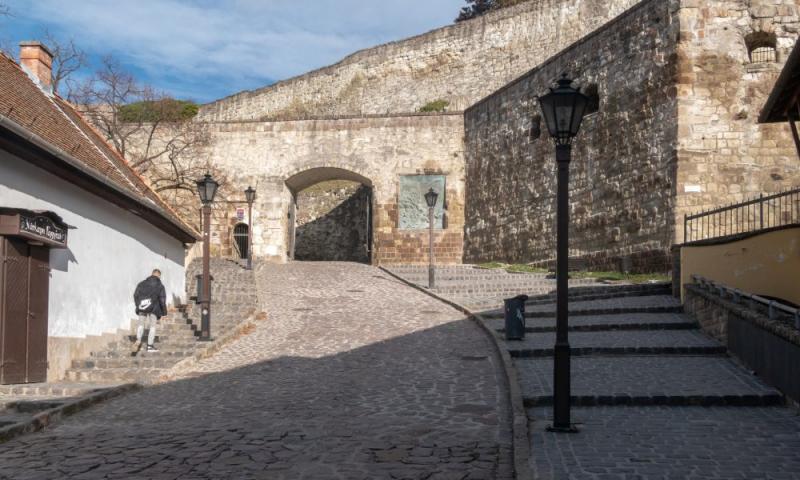 Önkormányzati tájékoztatás: Folyamatosan halad az egri vár felújítása - EgerHírek