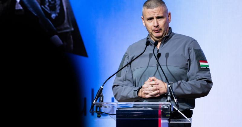 A nemzetbiztonsági bizottság máris szemügyre vette Ruszin-Szendi Romulusz magatartását a NATO-üléseken.