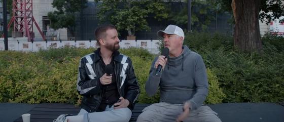 Hajós András: Orbán Viktor érdeke a háború - egyedülálló nézőpont

A közelmúlt eseményei és politikai döntések fényében egyre világosabbá válik, hogy a háború körüli helyzet nem csupán globális konfliktus, hanem egyes politikai vezetők, így Orbán Viktor é