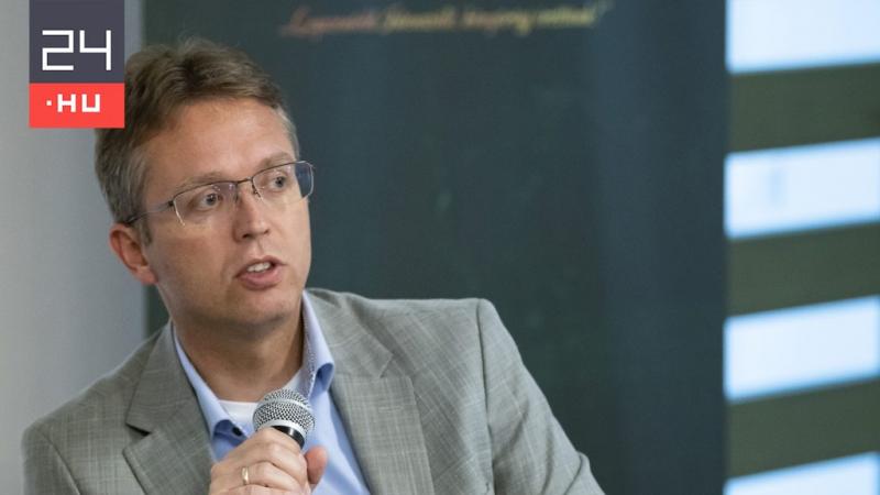 Hankó Balázs: Az európai közösségi média célja a hit eltüntetése

A közösségi média világában, amelyben nap mint nap navigálunk, egyre inkább felmerül a kérdés: vajon milyen hatással van ez a hitbeli meggyőződéseinkre? Hankó Balázs szerint Európában a dig