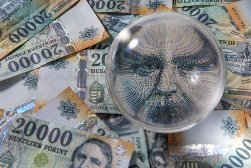 209 ezer forintról egy év leforgása alatt 6,5 milliárd forintra ugró árbevétel és számos más gazdasági csoda tűnik fel a legújabb adóslistán.