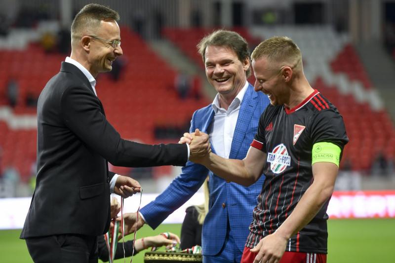 A győri egyetem számára 180 millió forintos veszteséget jelentett a Dzsudzsák Balázs által átadott vállalat.