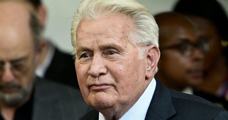 A hollywoodi színész annyira elmélyült a legendás szerepében, hogy kis híján az életét is odaáldozta a dzsungelben.