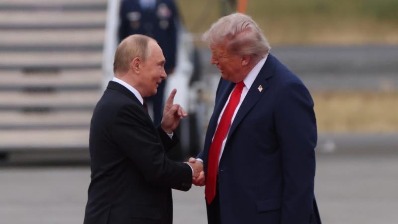 Most akkor pontosan mekkora is Putyin magassága, ha Trump 190 centiméter?