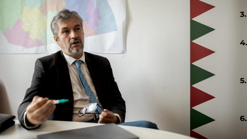Az MTVA véleménye szerint jelentős hátrányt jelentene, ha válaszolnának Hadházy Ákosnak.