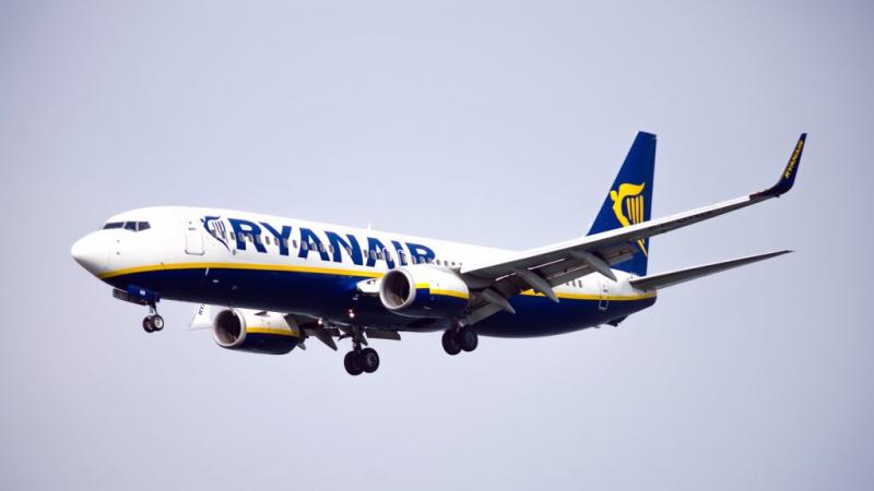 A Ryanair egyik repülőgépének kényszerleszállására volt szükség, ami miatt a pilótáknak sürgős döntést kellett hozniuk.