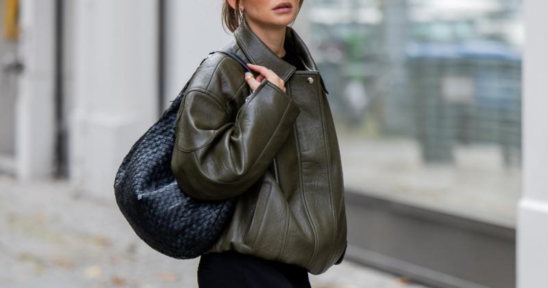 Fedezd fel az ősz legtrendibb kabátjait, mindössze 20 ezer forint alatt! Itt van négy stílusos választás, amivel nemcsak melegen tarthatod magad, hanem a divat világában is kiemelkedhetsz.