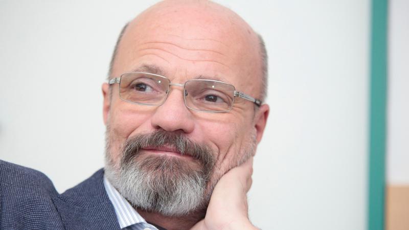 Zacher Gábor izgalmas bejelentést osztott meg: egy különleges helyszínen tér vissza, ami mindenki figyelmét felkeltette.