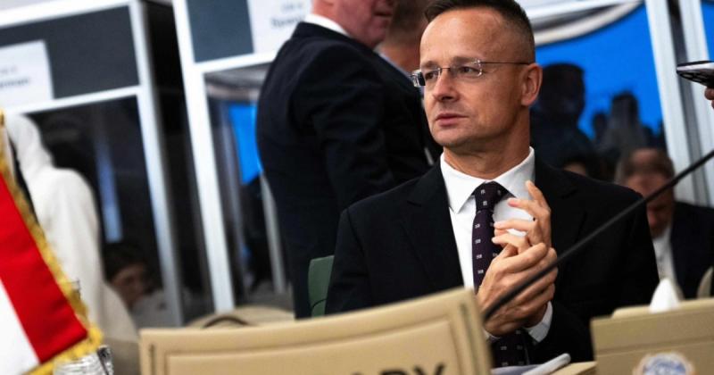 Magyarország jelentős előnyökre tett szert Délkelet-Ázsiával folytatott együttműködése révén. Az együttműködés nem csupán gazdasági szempontból előnyös, hanem kulturális és diplomáciai kapcsolataink erősítésére is lehetőséget nyújt. A régió dinamikus fejl