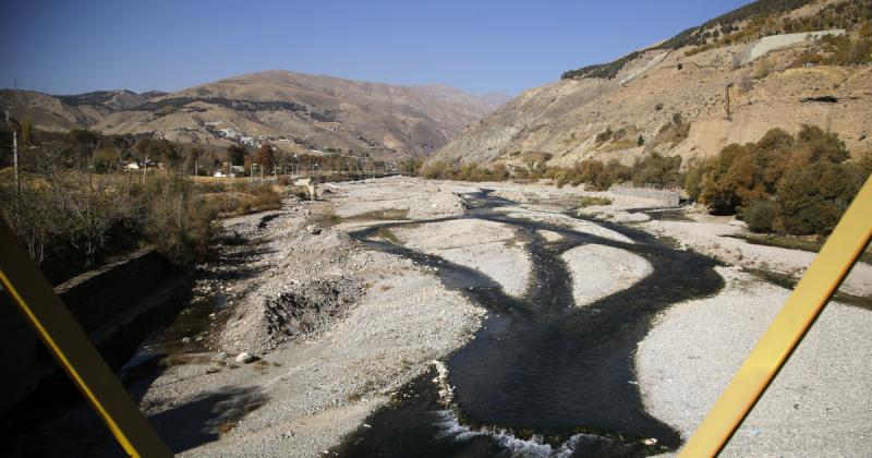 Iránban olyan súlyos a helyzet, hogy a hatóságok mesterségesen beavatkoznak az időjárás alakulásába.